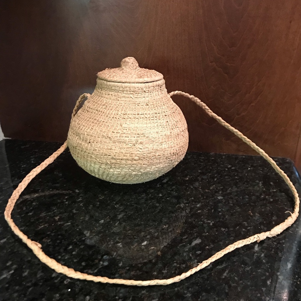 Adorable woven basket crossbody